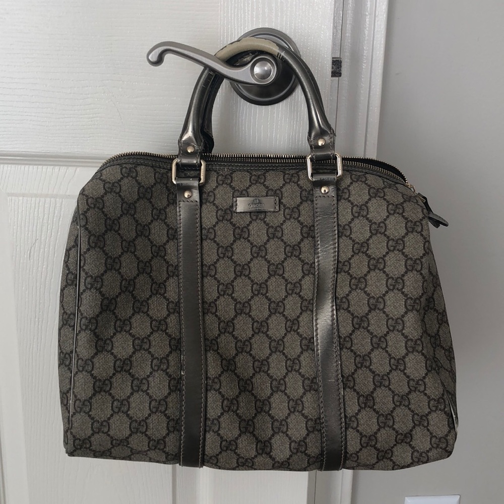 Authentic Gucci ‘doctor’ bag